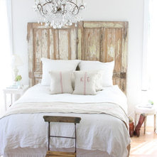 Shabby-chic Style Bedroom by Dreamy Whites