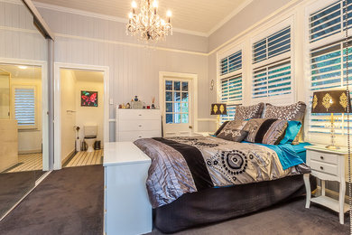 Bedroom - modern bedroom idea in Brisbane