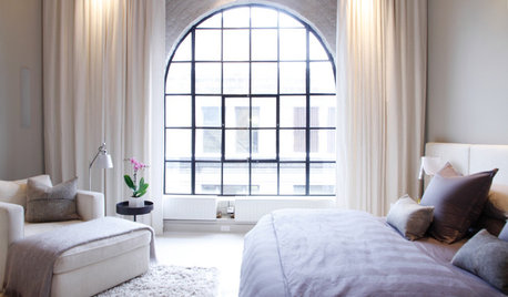 My Houzz: Crisp White Style in a Montreal Penthouse