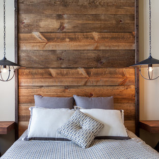 Mountain style guest bedroom photo in Sacramento