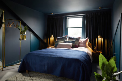ロンドンにあるエクレクティックスタイルのおしゃれな寝室