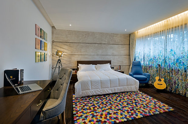 Contemporary Bedroom by Shamanth Patil Photography