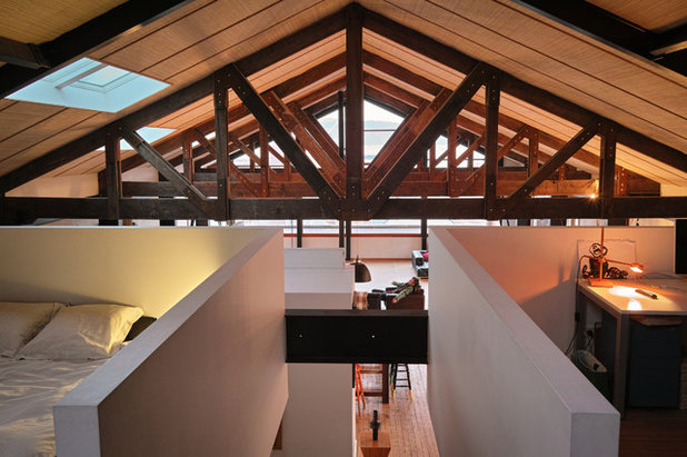 Traditional Bedroom by MCAS - Max Capocaccia Architecture Studio