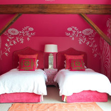 B's pink room