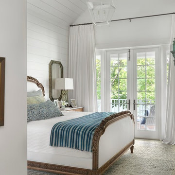 Lake House - Guest Bedroom