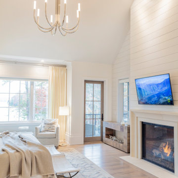 Lake House Retreat