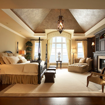 Lake Side Luxury
