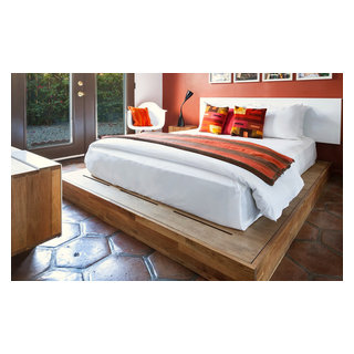 Lax deals storage bed