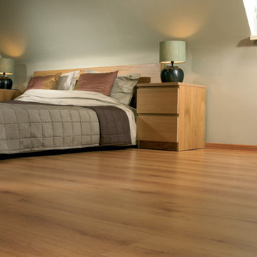Lifestyle Kensington Traditional Oak 3-Strip Laminate Flooring 7 mm