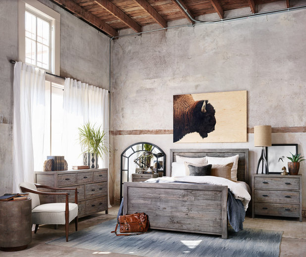 Rustic Bedroom by Cricklewood Interiors