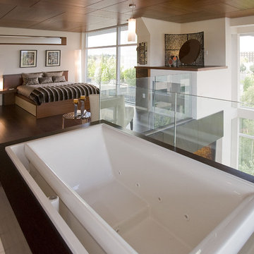 Loft Bedroom - Bathroom Suite