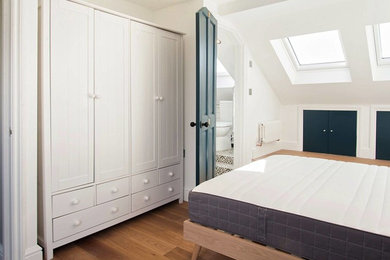 Inspiration for a contemporary bedroom in Surrey.