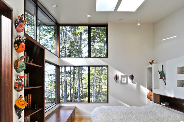 Contemporary Bedroom by Vandervort Architects