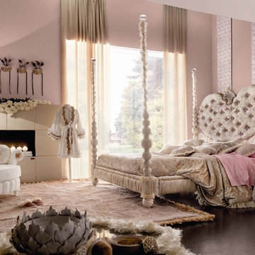 Lovely Pink Bedroom by Imagine Living