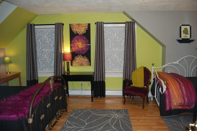 Example of an eclectic bedroom design in Bridgeport