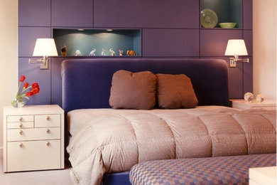 ボストンにあるコンテンポラリースタイルのおしゃれな寝室のレイアウト
