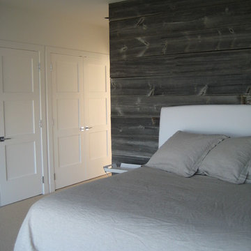 Master Bedroom Barnwood