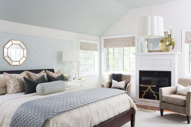 Mid-sized elegant master bedroom photo in Toronto