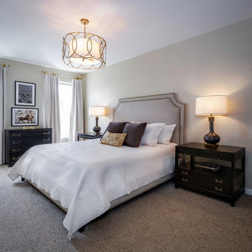 Master Bedroom - Luxury Condo