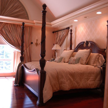 Master Bedroom - Traditional