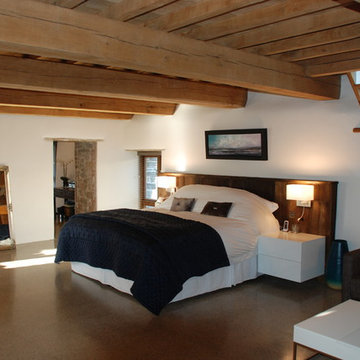 Medieval Barn Conversion - Grade II* Listed in Cornwall, UK