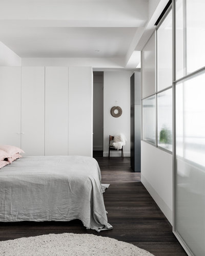 Contemporary Bedroom by Melanie Beynon Architecture & Design