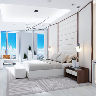 Inspiration pour une très grand chambre parentale minimaliste avec un mur blanc, un sol en marbre et un sol beige.
