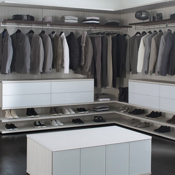 Milano Grey Reach- In Closet