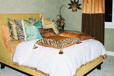 タンパにあるコンテンポラリースタイルのおしゃれな寝室のインテリア