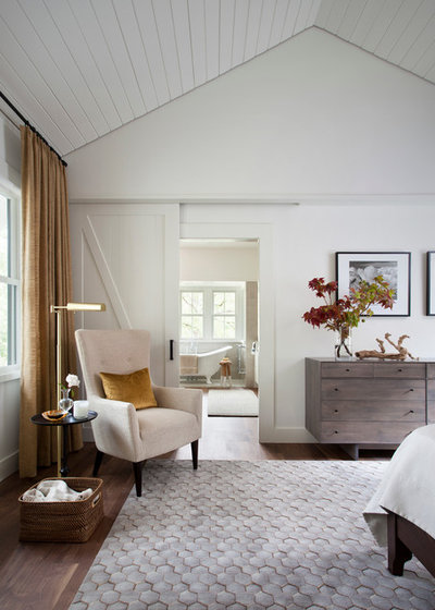 Country Bedroom by Cuppett Kilpatrick Architecture + Interior Design