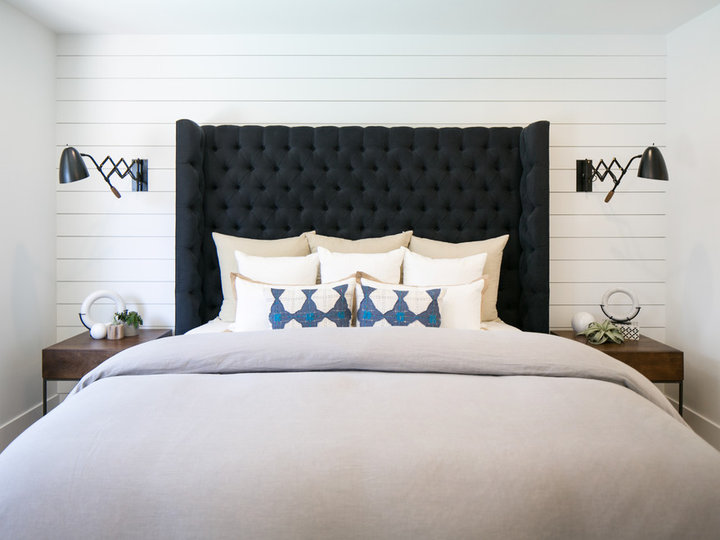 Guest - Farmhouse Bedroom
