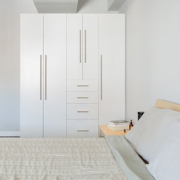 Modern Freestanding Arrmoire