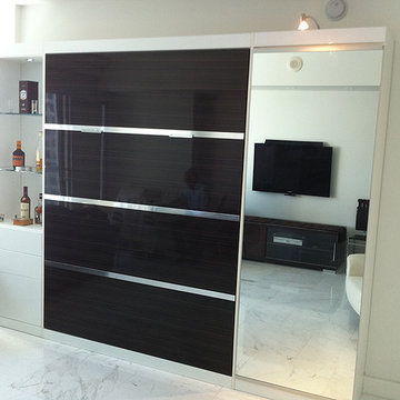 Modern panel bed with mirror and lighting and media center