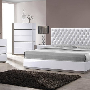 Modern White Tufted Headboard Bed Group