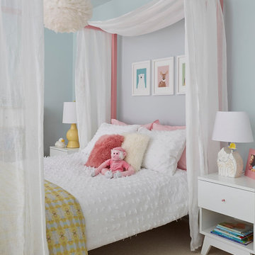 Modern Wisconsin Style Farmhouse Vacation Home Kids Bedroom