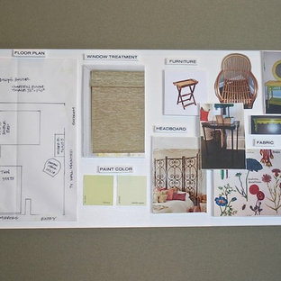 Modelo de habitación de invitados asiática, pequeña, sin chimenea, con paredes verdes y suelo de bambú
