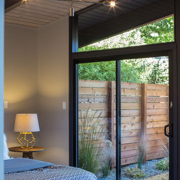 Montclair: California Modern Love