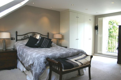 Klassisches Schlafzimmer in Surrey