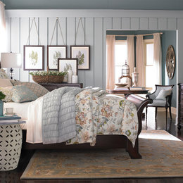 https://www.houzz.com/hznb/photos/moultrie-park-sleigh-bed-by-bassett-furniture-traditional-bedroom-phvw-vp~7657446