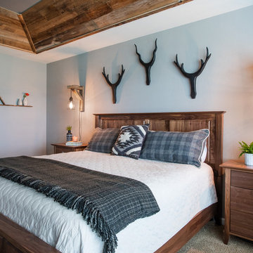 Mountain Lodge Bedroom Retreat in Broomfield
