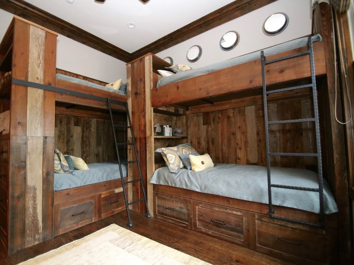 Guest - Bedroom