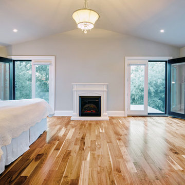 Mullet House: Best Renovation $300-$500k Toronto (by BILD)