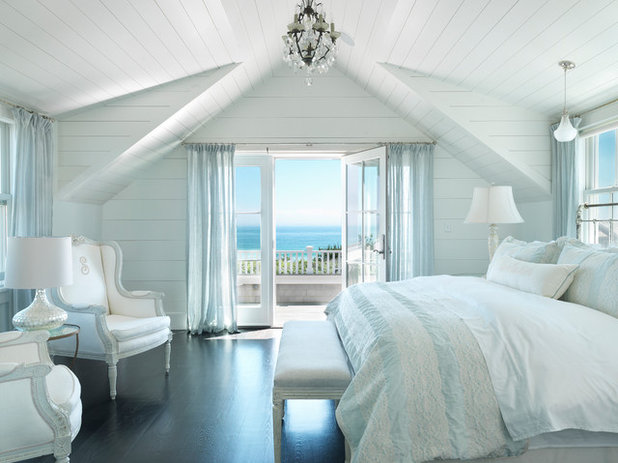 Beach Style Bedroom by Nat Rea Photography