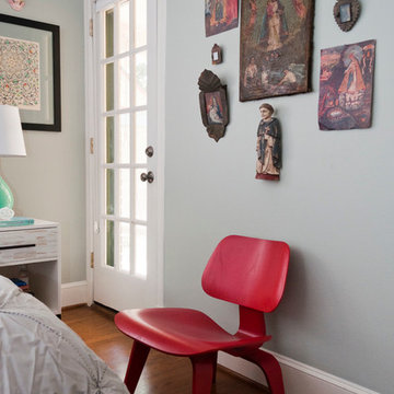 My Houzz: 1930s Outside, Midcentury Modern Inside