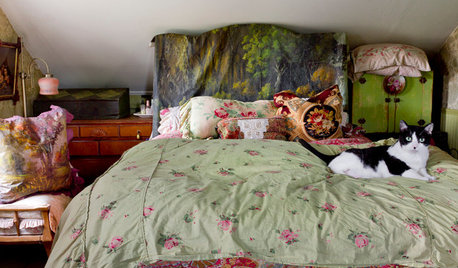 Gypsy in Your Soul: 10 Steps to a Bohemian Bedroom