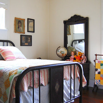 My Houzz: Midcentury Heirlooms and Artwork Charm a 1908 Mississippi Home