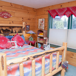 Bedroom - rustic bedroom idea in Portland