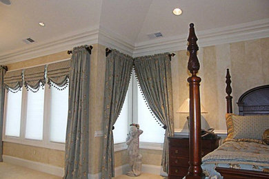 ボルチモアにあるトラディショナルスタイルのおしゃれな寝室のレイアウト
