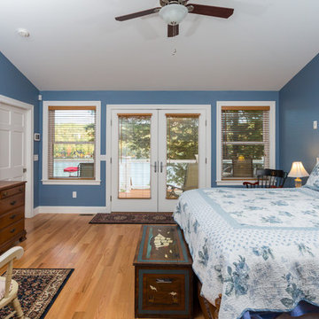 New England Style Lake Home