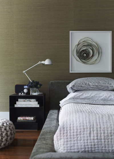 Modern Bedroom by Croma Design Inc.